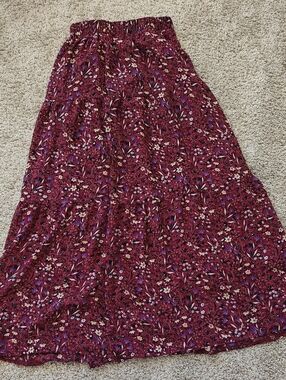 Bohemian Floral Tiered Maxi Skirt in Burgundy